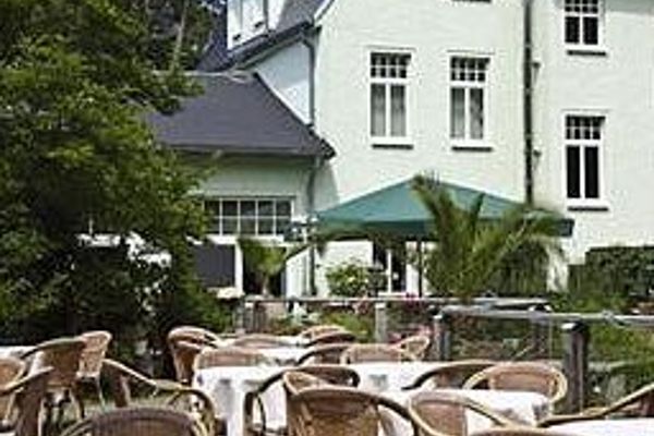 Seehotel Ecktannen (Waren)
